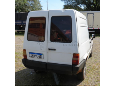 LOTE 003 - Caminhonete FIAT/FIORINO 1.0, ano/modelo 1994/1995, placas IHN9J65, RENAVAM 574845062, na cor branca.